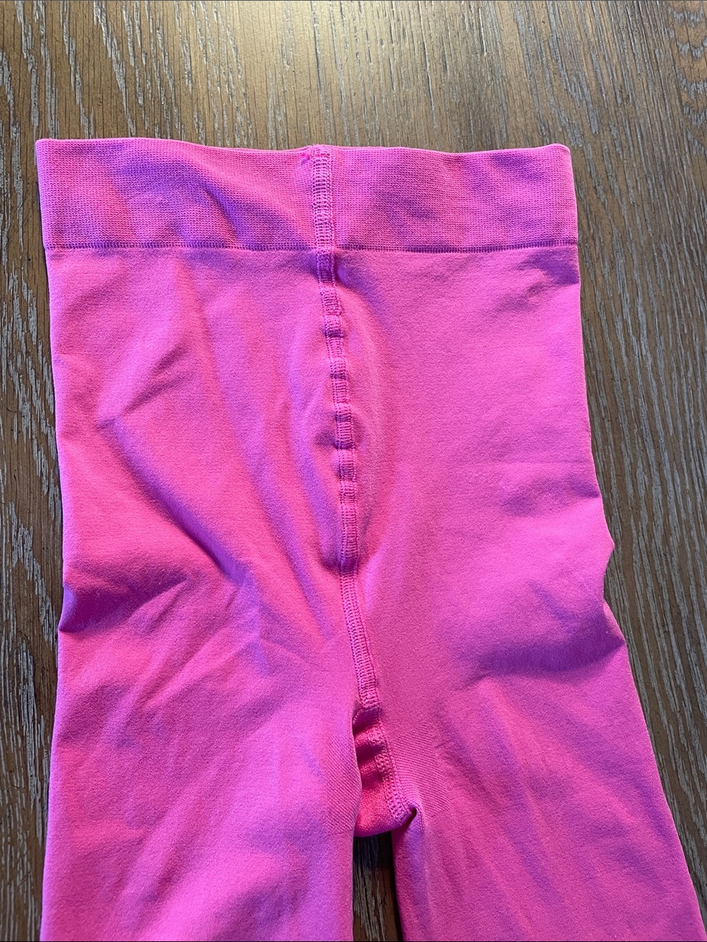 Woman's Fuchsia Tights - Picture 4 of 4